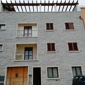 Nino Apartment